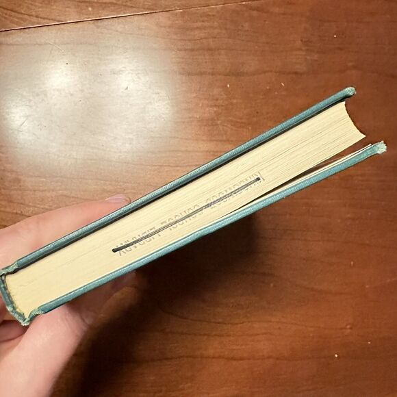 The Lady Laureates by Olga S. Opfell - 1978 Hardcover, Ex-Library - Picture 5 of 9